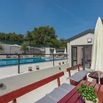 In Pjescana Mit Gemeinschaftlichem Pool By Interhome Apartamento